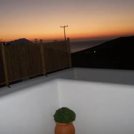 Plakes Sunset 3* Plaka (Milos)