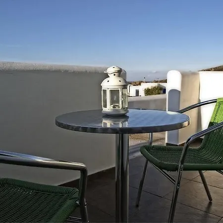 Plakes Sunset Hotel