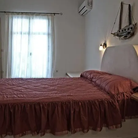 Plakes Sunset Hotel 3*